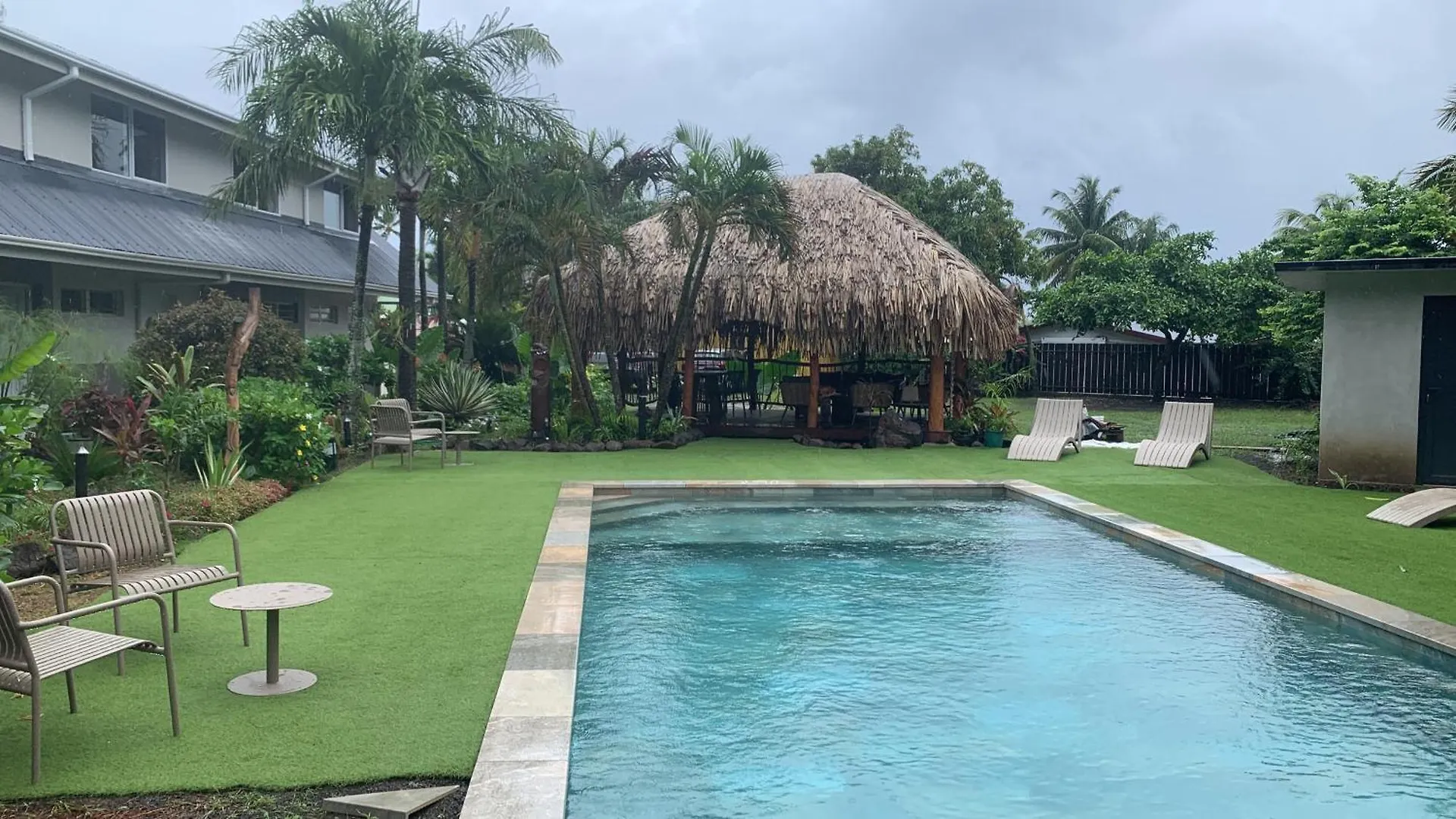 Tiki Ora Lodge - Hura Bora Bora 0*,