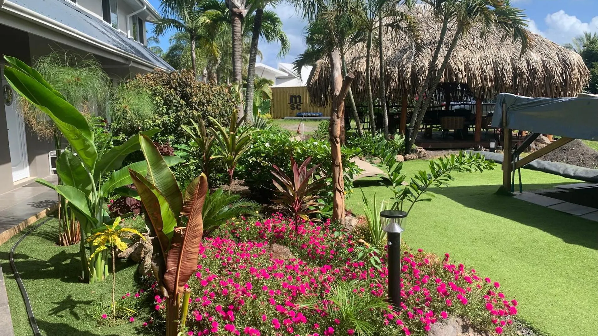 Tiki Ora Lodge - Hura Bora Bora Apartment